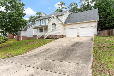 817 Larkspur Drive Fayetteville NC 28311