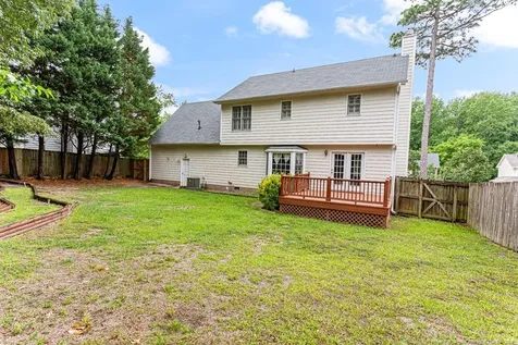 817 Larkspur Drive Fayetteville NC 28311