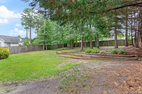 817 Larkspur Drive Fayetteville NC 28311