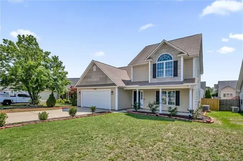 2432 Crosshill Street Eastover NC 28312