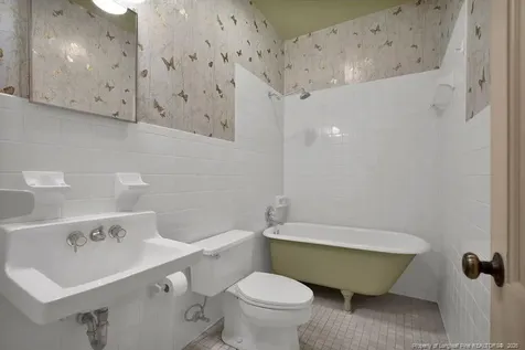 1204 Longleaf Drive Fayetteville NC 28305