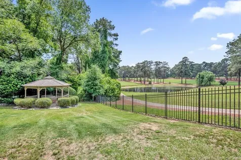 1204 Longleaf Drive Fayetteville NC 28305