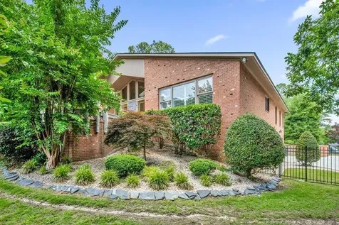 1204 Longleaf Drive Fayetteville NC 28305