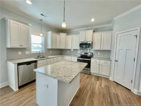 5137 Thruway Road Hope Mills NC 28348