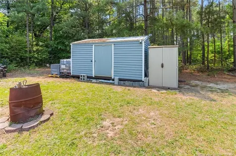 203 Drew Street Raeford NC 28376