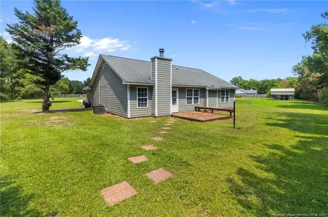 203 Drew Street Raeford NC 28376