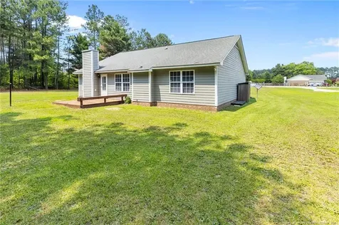 203 Drew Street Raeford NC 28376