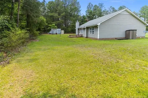 203 Drew Street Raeford NC 28376