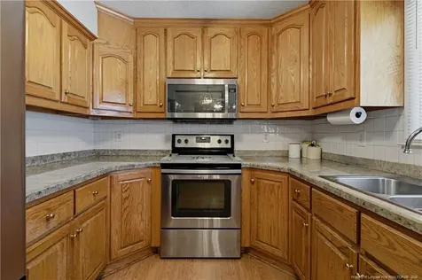 4702 Quaker Court Hope Mills NC 28348