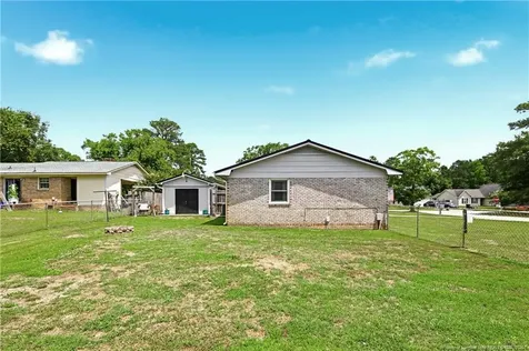 4702 Quaker Court Hope Mills NC 28348