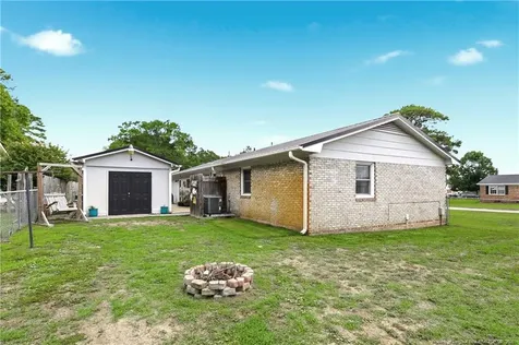 4702 Quaker Court Hope Mills NC 28348