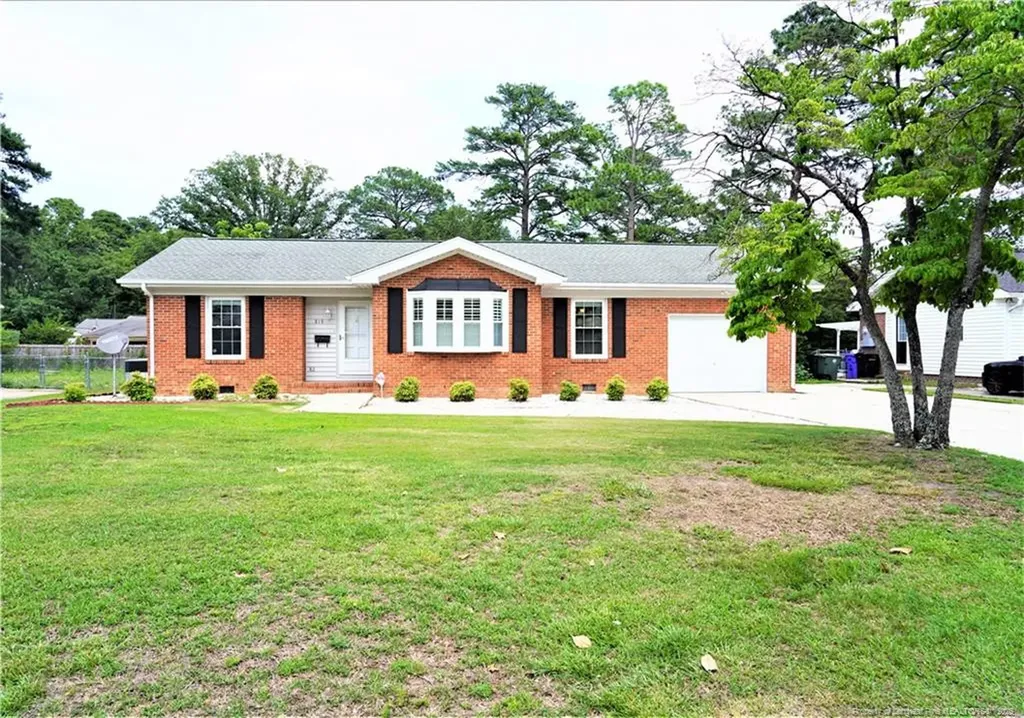 319 Whitney Drive Fayetteville NC 28303
