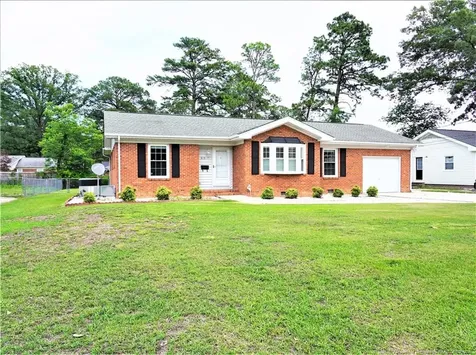 319 Whitney Drive Fayetteville NC 28303