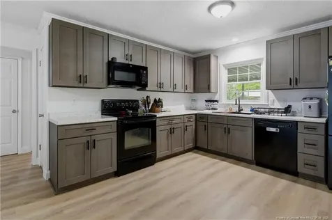 1113 Vesper Lane Fayetteville NC 28311