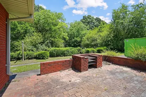 708 Bullard Street Roseboro NC 28382