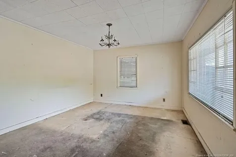 708 Bullard Street Roseboro NC 28382