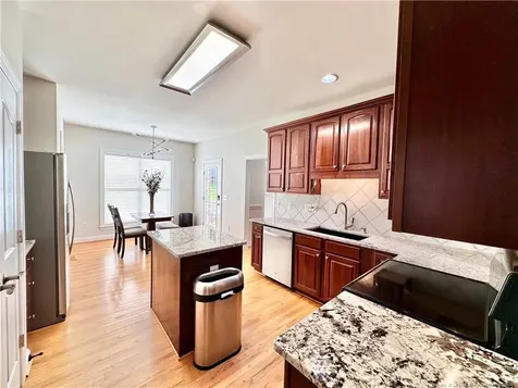5508 Deer Hunter Garner NC 27529