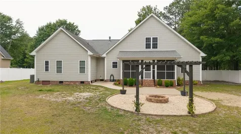 294 Pinecroft Drive Dunn NC 28334