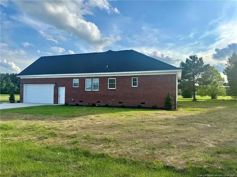 18 Floral Springs Road Lumberton NC 28360