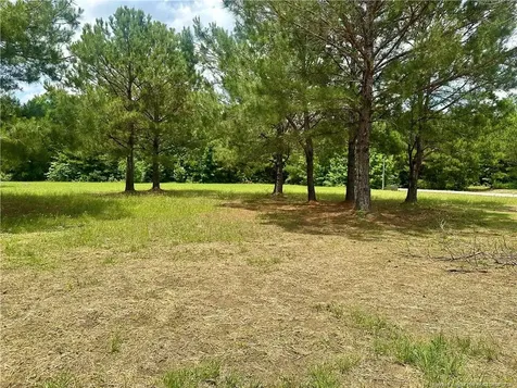 18 Floral Springs Road Lumberton NC 28360