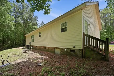 175 Country Walk Lane Sanford NC 27332