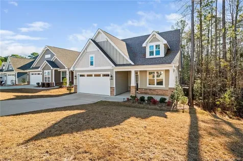 107 Glenwood Court Spring Lake NC 28390