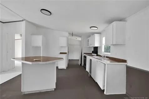 75 Kathleen Terrace Sanford NC 27332