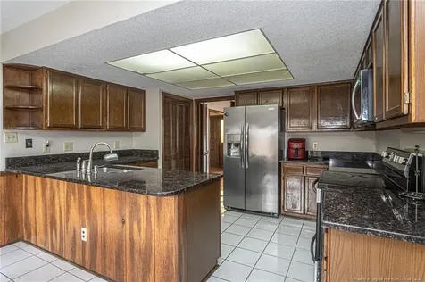 6821 Thames Drive Fayetteville NC 28306