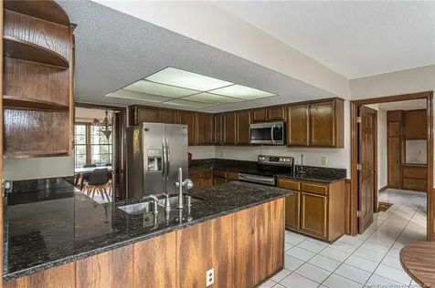 6821 Thames Drive Fayetteville NC 28306