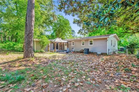 826 Stoneykirk Drive Fayetteville NC 28314