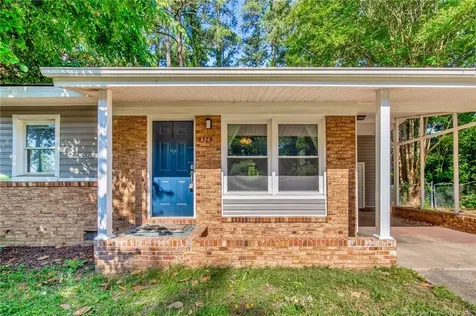 826 Stoneykirk Drive Fayetteville NC 28314