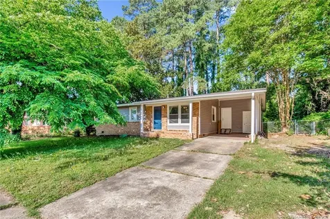 826 Stoneykirk Drive Fayetteville NC 28314