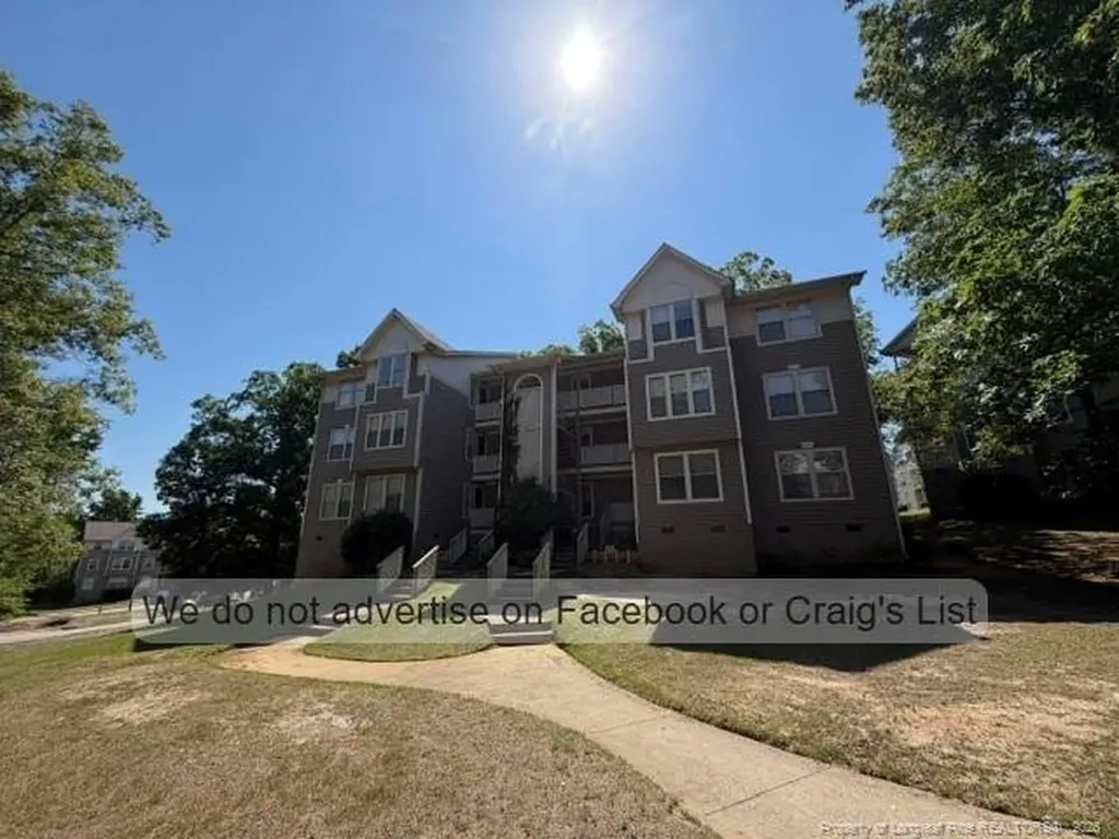 1022 Brookhollow Drive Fayetteville NC 28314