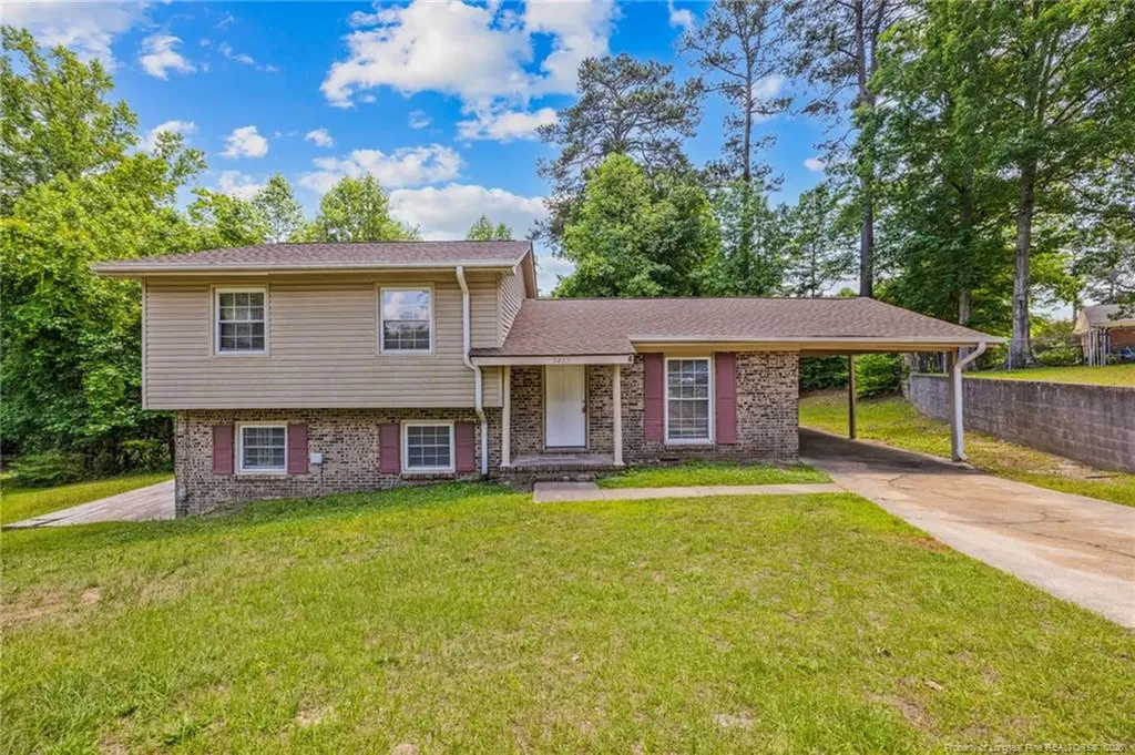 5467 Lazybrook Court Fayetteville NC 28314