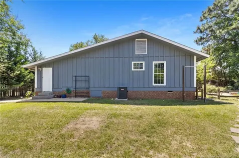 1932 Paisley Avenue Fayetteville NC 28304