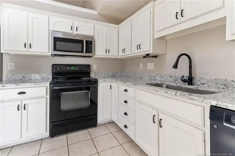 629 Tulip Court Stedman NC 28391