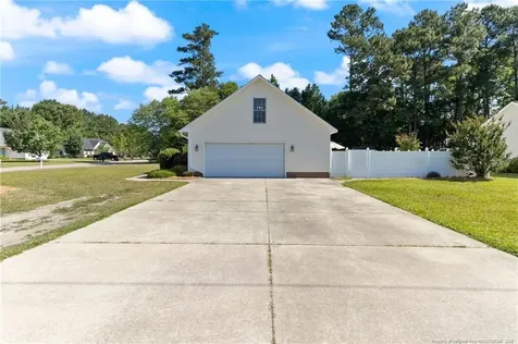 629 Tulip Court Stedman NC 28391