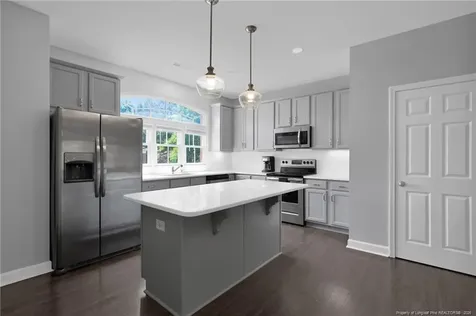 258 Hugh Shelton Loop Fayetteville NC 28301