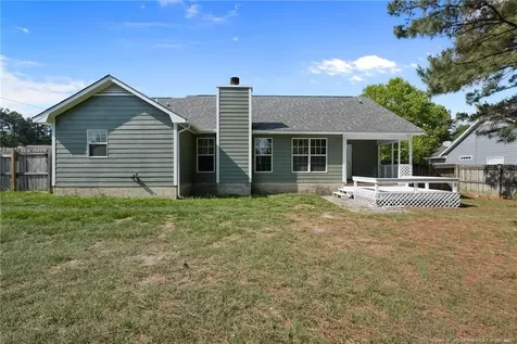 102 Winterfield Drive Raeford NC 28376