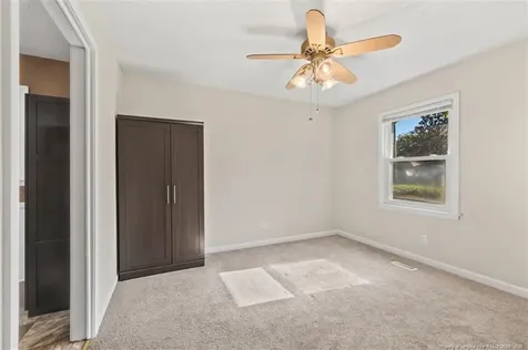 1208 Wentworth Place Fayetteville NC 28304