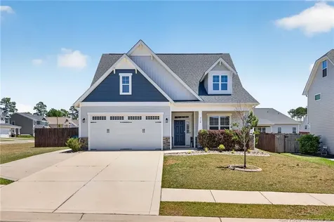 716 Stonebriar Avenue Raeford NC 28376