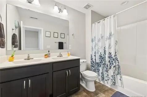 716 Stonebriar Avenue Raeford NC 28376