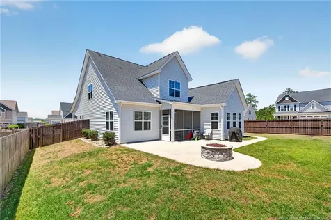 716 Stonebriar Avenue Raeford NC 28376