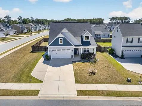 716 Stonebriar Avenue Raeford NC 28376