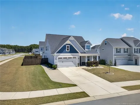 716 Stonebriar Avenue Raeford NC 28376