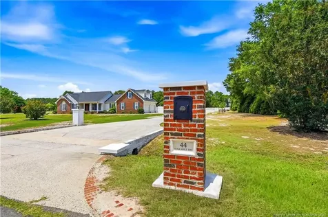 44 Oak Hill Drive Dunn NC 28334