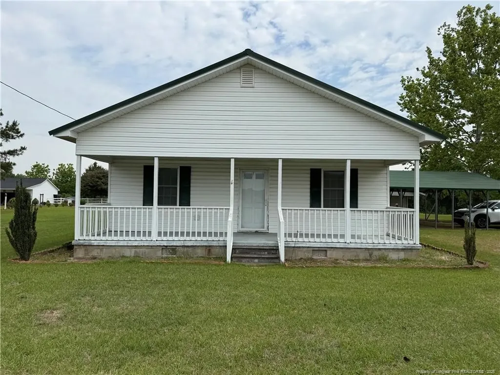 1123 Merkle Lane Clinton NC 28328