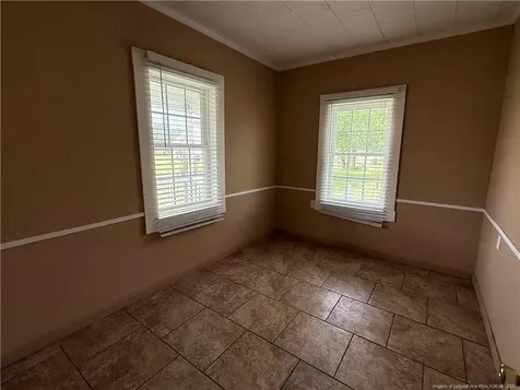 1123 Merkle Lane Clinton NC 28328