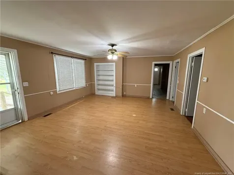 1123 Merkle Lane Clinton NC 28328