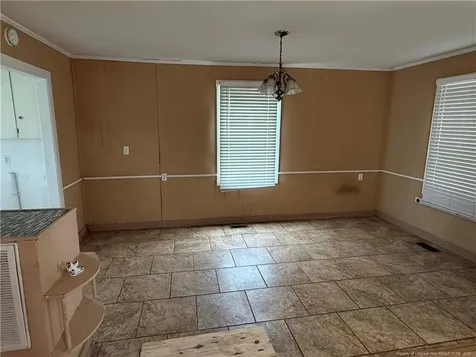 1123 Merkle Lane Clinton NC 28328